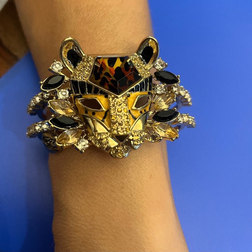 Vintage BETSEY JOHNSON Hollywood Glam Collection  Lion Head Bangle Bracelet.
